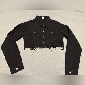 NWOT Women’s Black Cut Off Jean Jacket Size Small